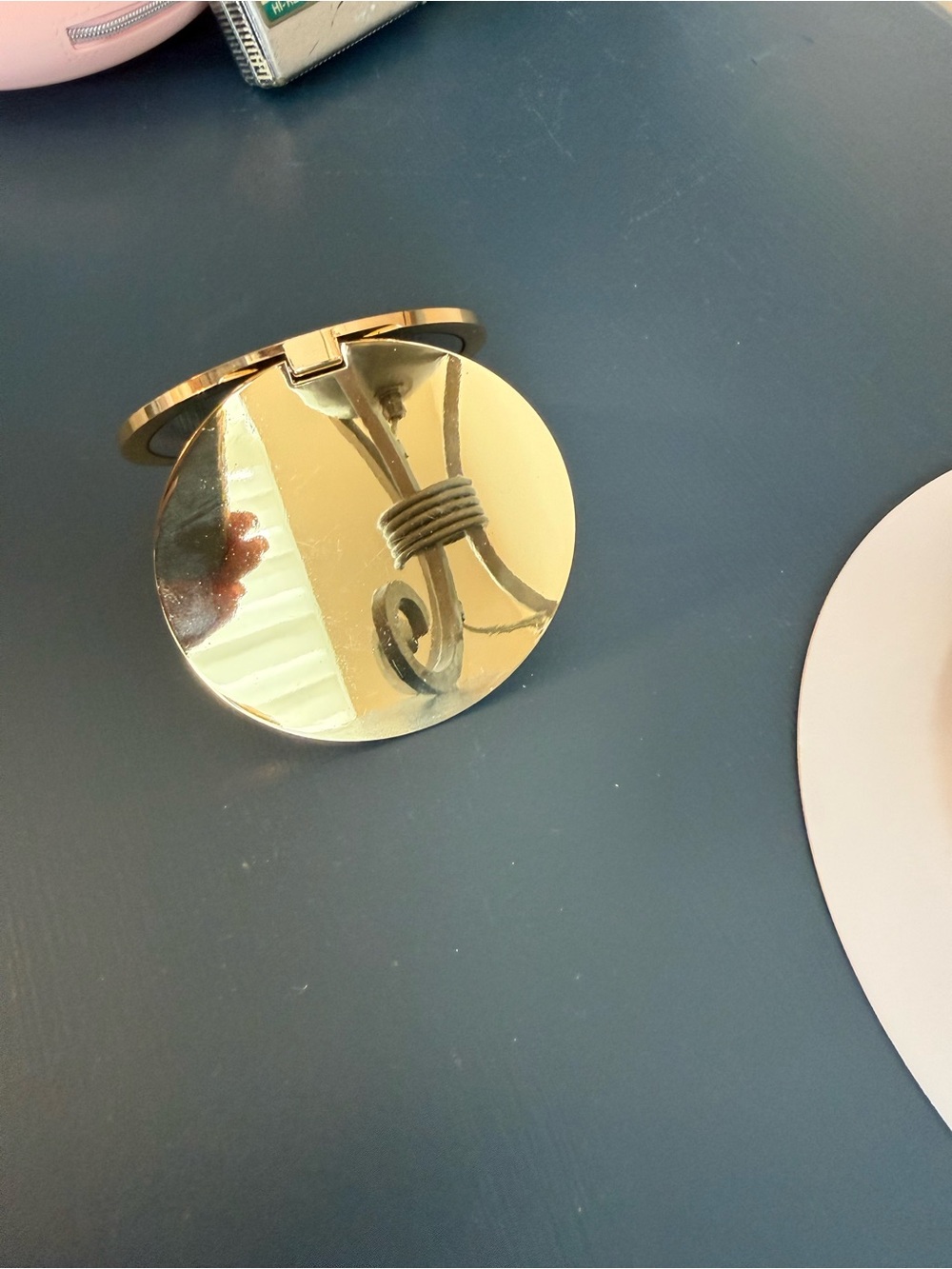 CHANEL Gold Round Compact Mirror - Picture 4 of 5